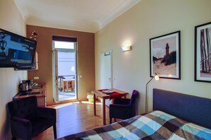 Studio, Balcony | Free WiFi