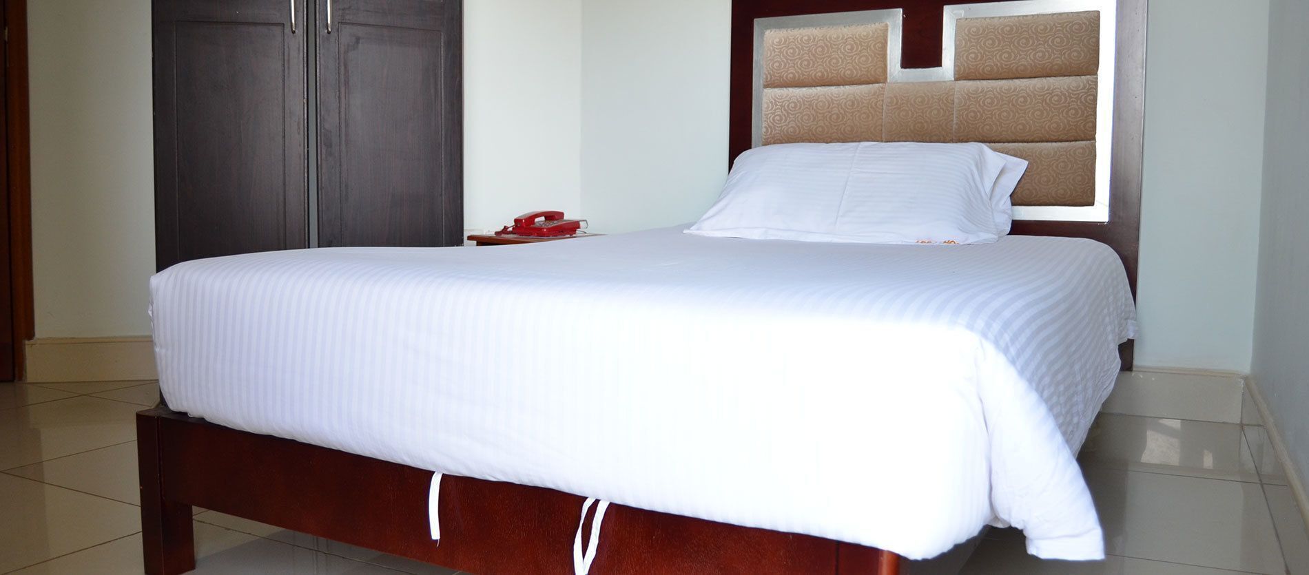 Egyptian cotton sheets, premium bedding, individually decorated