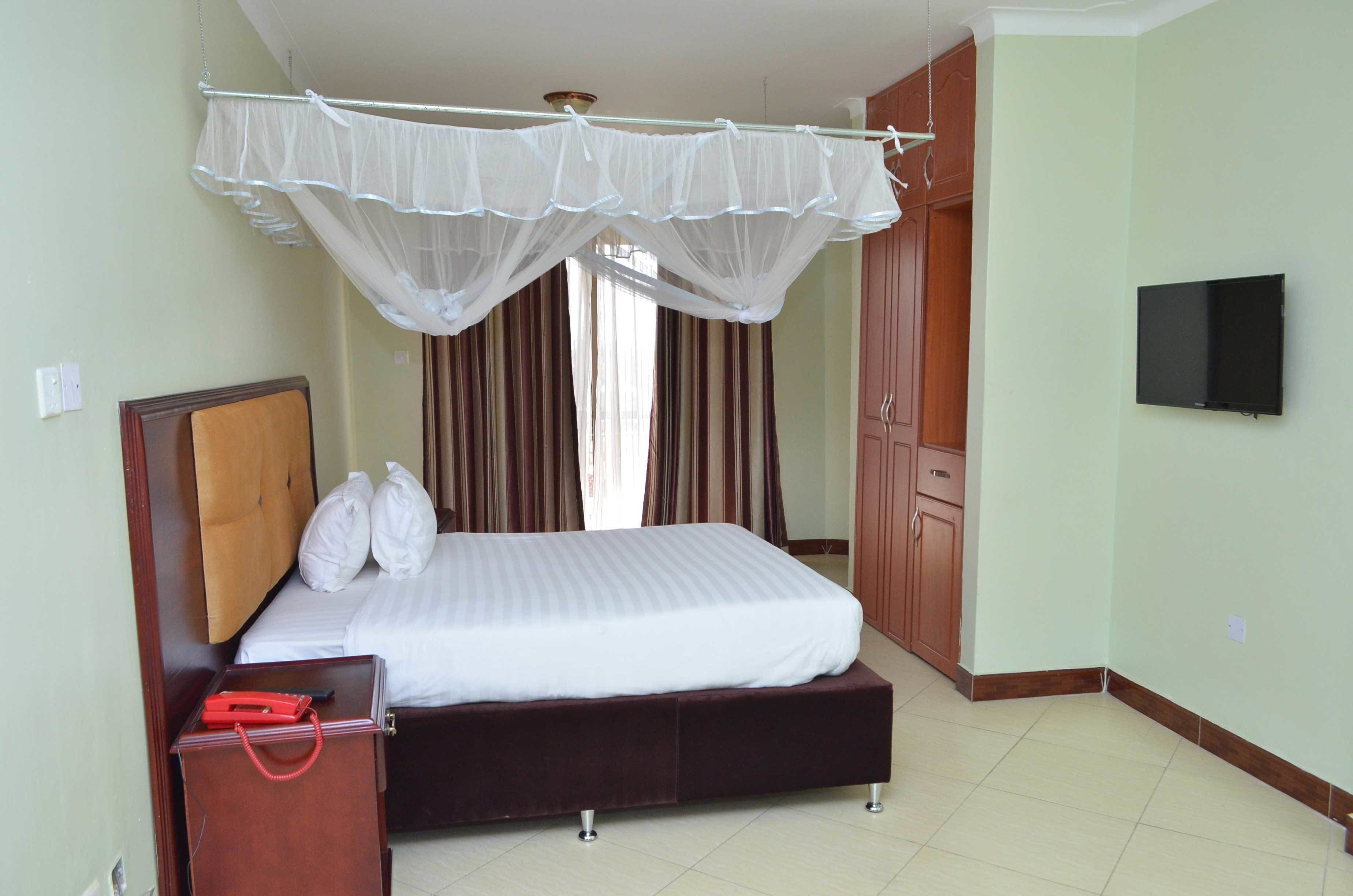 Egyptian cotton sheets, premium bedding, individually decorated