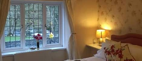 Standard Double Room, Mountain View | Desk, iron/ironing board, free WiFi, bed sheets