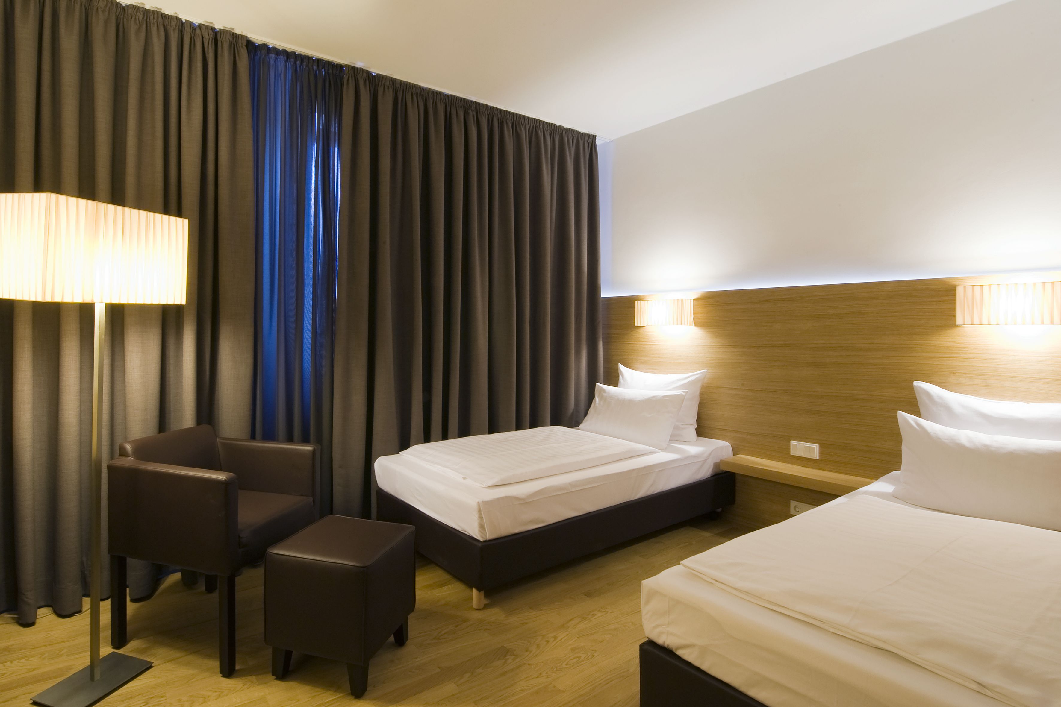 standard twin room | 1 bedroom, hypo-allergenic bedding, minibar, in-room safe