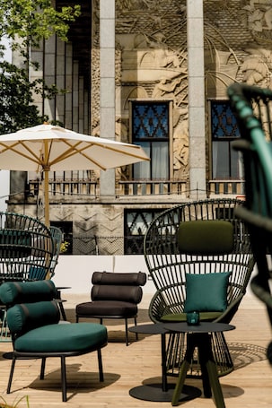 Terraço/pátio. Motel One Paris - Porte Dorée
