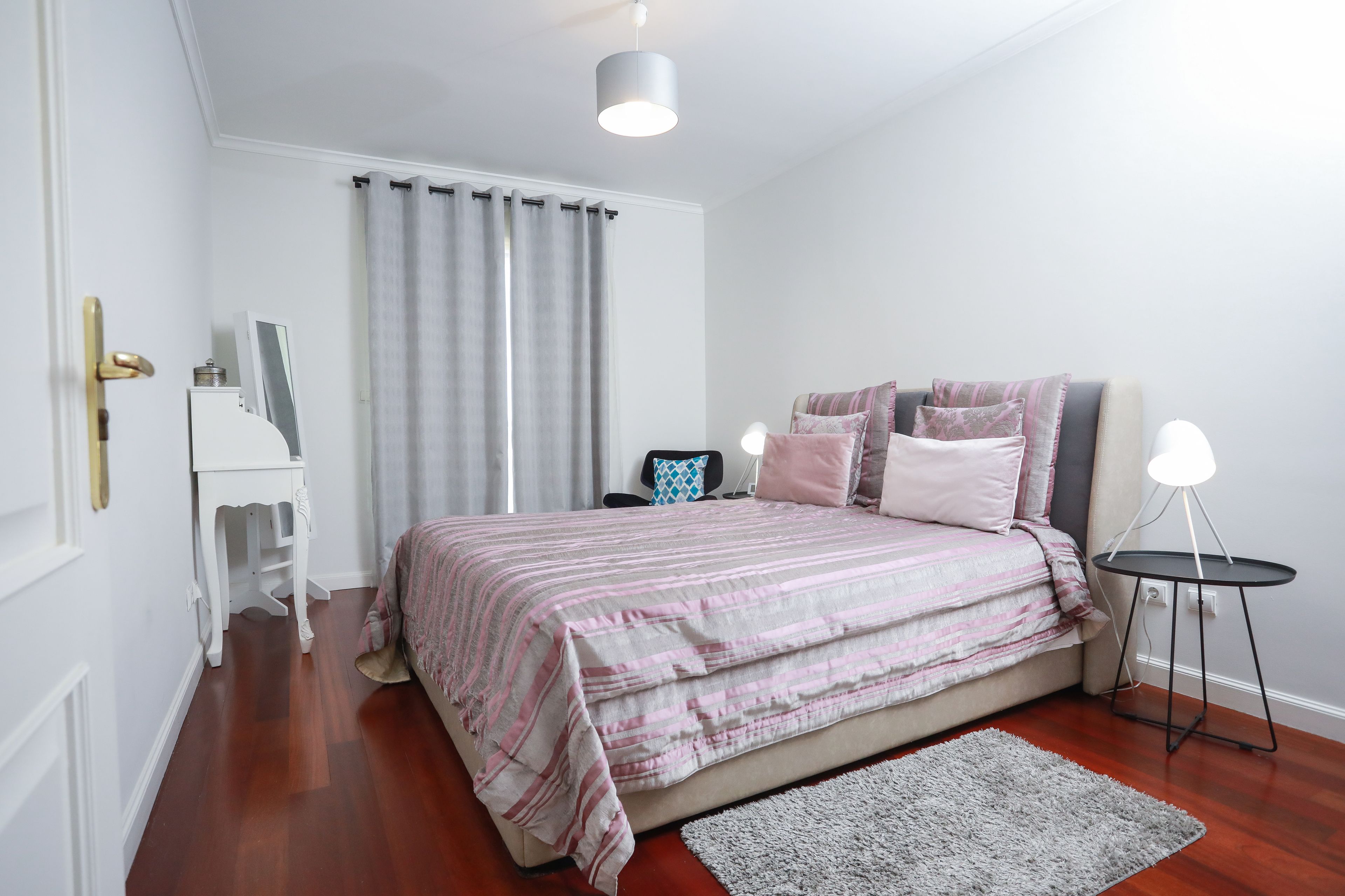 Căn hộ, 1 phòng ngủ, ban công, quang cảnh một góc biển | 1 phòng ngủ, trang trí khác biệt 