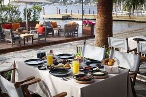 Colazione continentale inclusa, servita tutte le mattine 