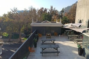 Terrace/patio - Hostel Boutique Merced 88 (Santiago)