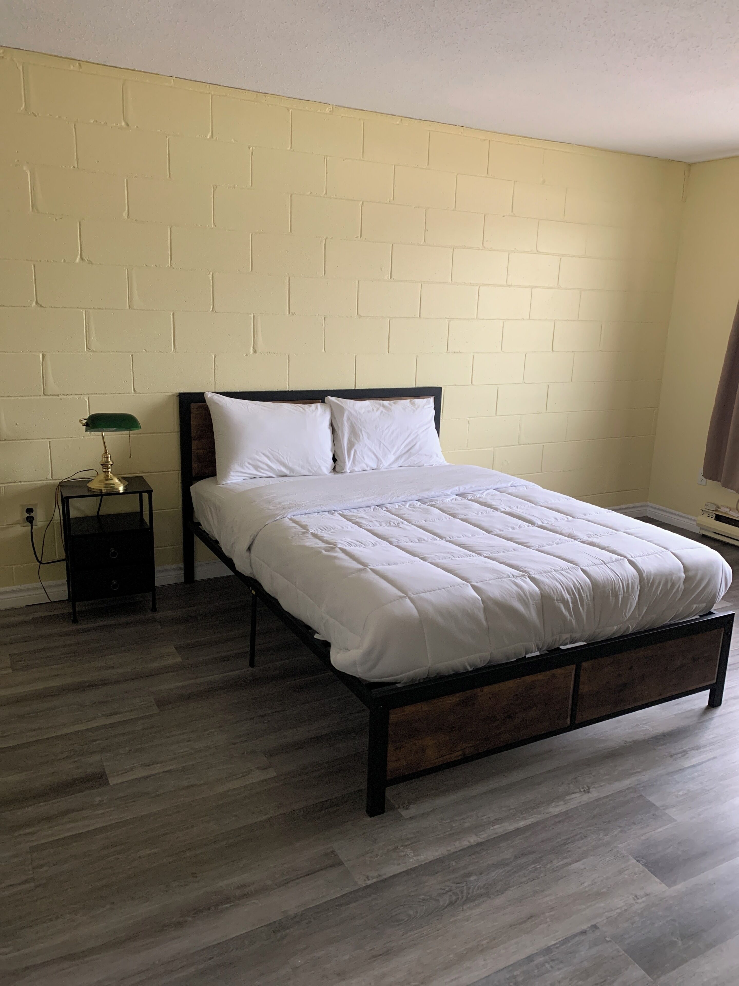 Traditional Single Room | Desk, free WiFi, bed sheets