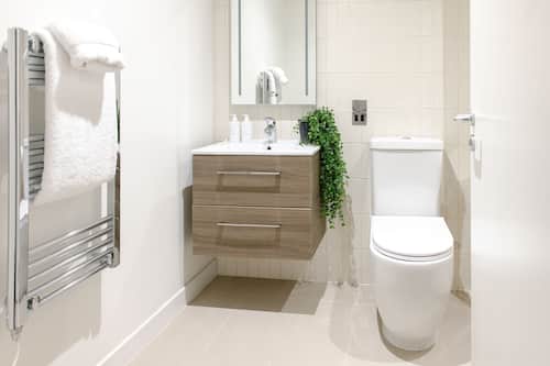 Apartment, 1 Bedroom | Bathroom