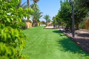 Khu vui chơi trẻ em - ngoài trời