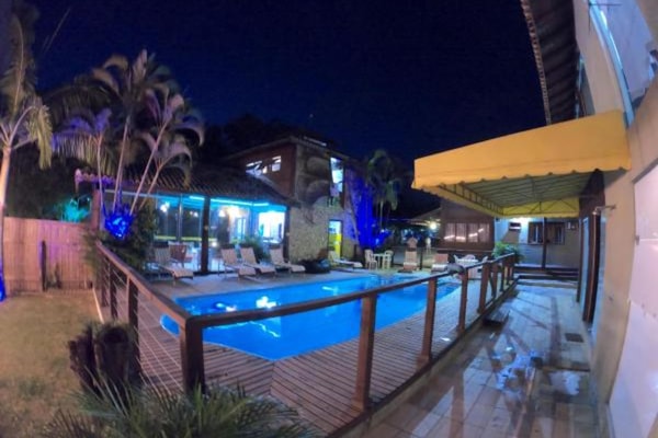 Outdoor pool, open 8:00 AM to 10:00 PM, pool loungers