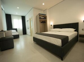 Deluxe Room | Free WiFi, bed sheets - Hotel Kapri (Golem)