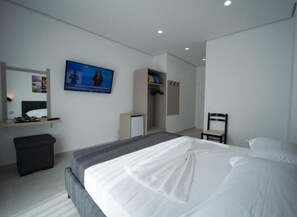 Soundproofing, free WiFi, bed sheets - Hotel Kapri (Golem)