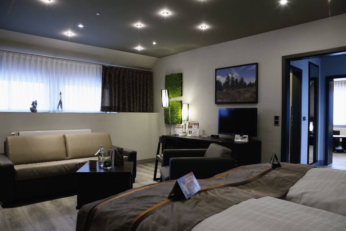 Căn hộ | Bộ đồ giường cao cấp, chăn bông, két bảo mật tại phòng, bàn 