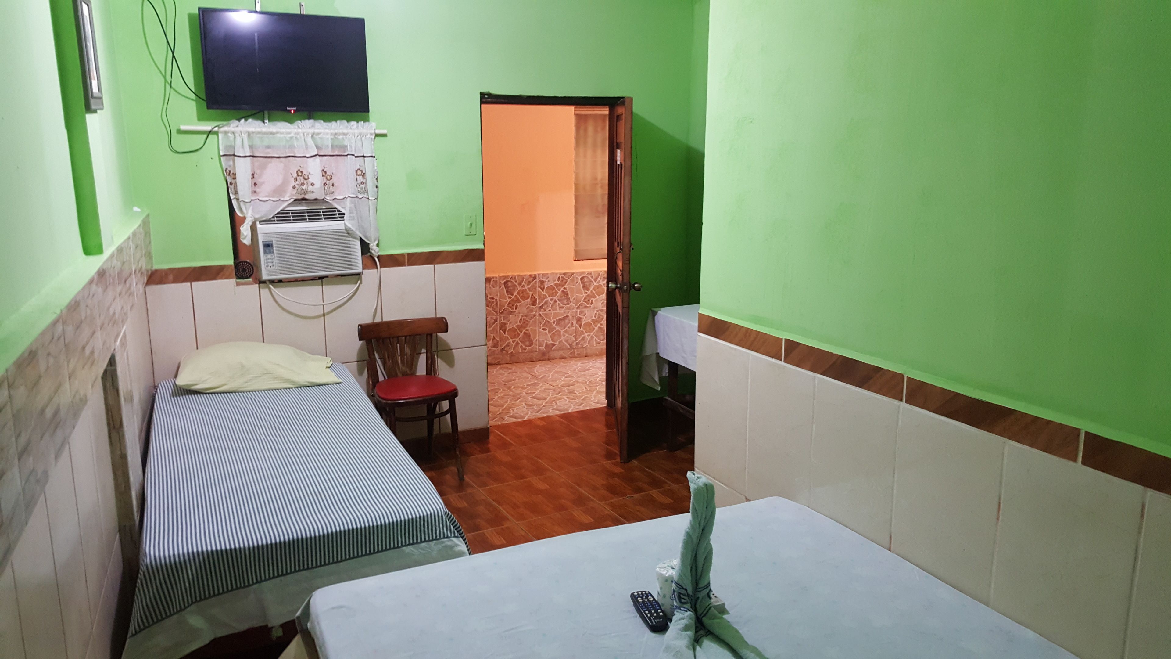 triple room, private bathroom