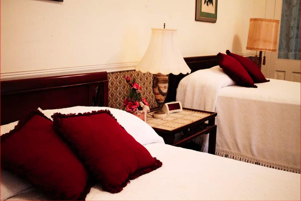 Standard Quadruple Room, Ensuite (Baron) | Miscellaneous