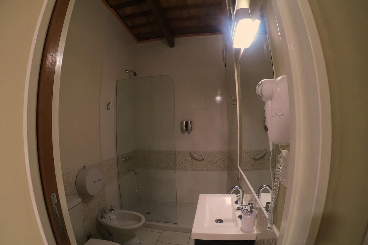 basic apartment, 1 bedroom | bathroom | shower, free toiletries, hair dryer, bidet