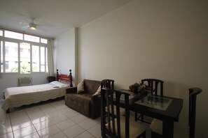 Standard Apartment, 1 Bedroom | Living area