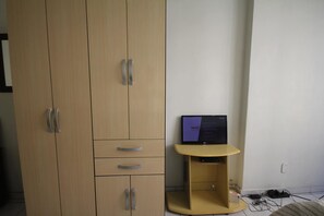 Apartamento standard, 1 quarto | Comodidades do quarto