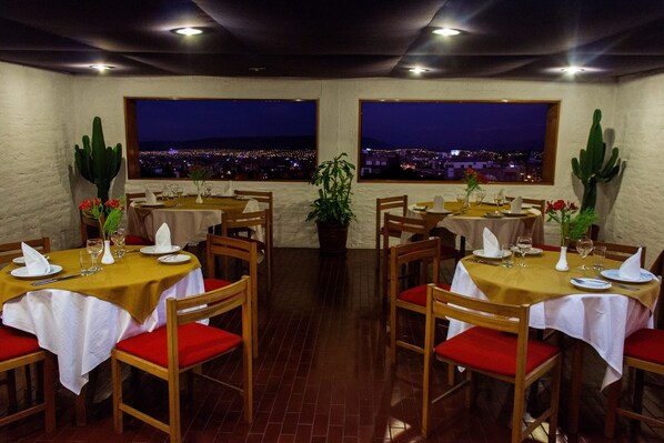 包含每日欧式早餐