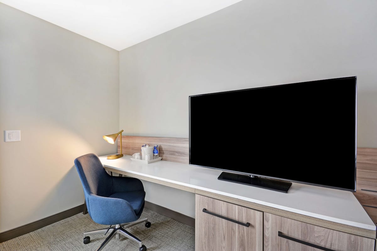 Room, 2 Queen Beds, Accessible (Mobility) | In-room safe, soundproofing, free WiFi, bed sheets