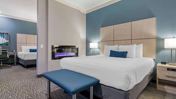 Suite, Multiple Beds, Accessible, Fireplace | Blackout drapes, iron/ironing board, cribs (free), WiFi (free)