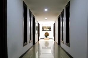 Hallway - Hotel Bogota Real Corferias (Bogotá)