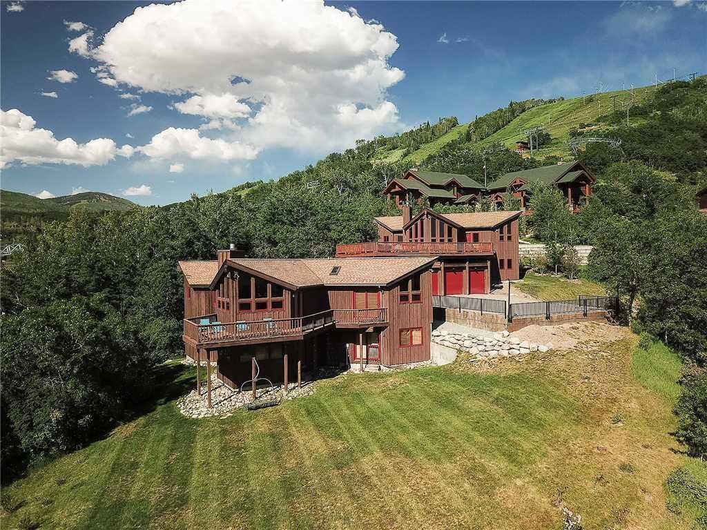 Nhà, nhiều giường (Ski Trail Lodge I) | Ngoại thất
