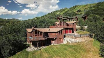 House, Multiple Beds (Ski Trail Lodge I) | Exterior
