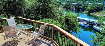 Lake Travis Bungalow: Casita Golden Rod (#2)