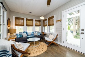 TV, fireplace, DVD player, stereo