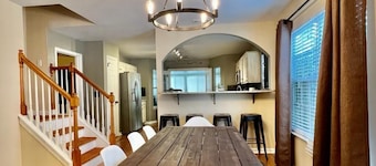Luxurious Franklin Experience! 5min To Downtown  
