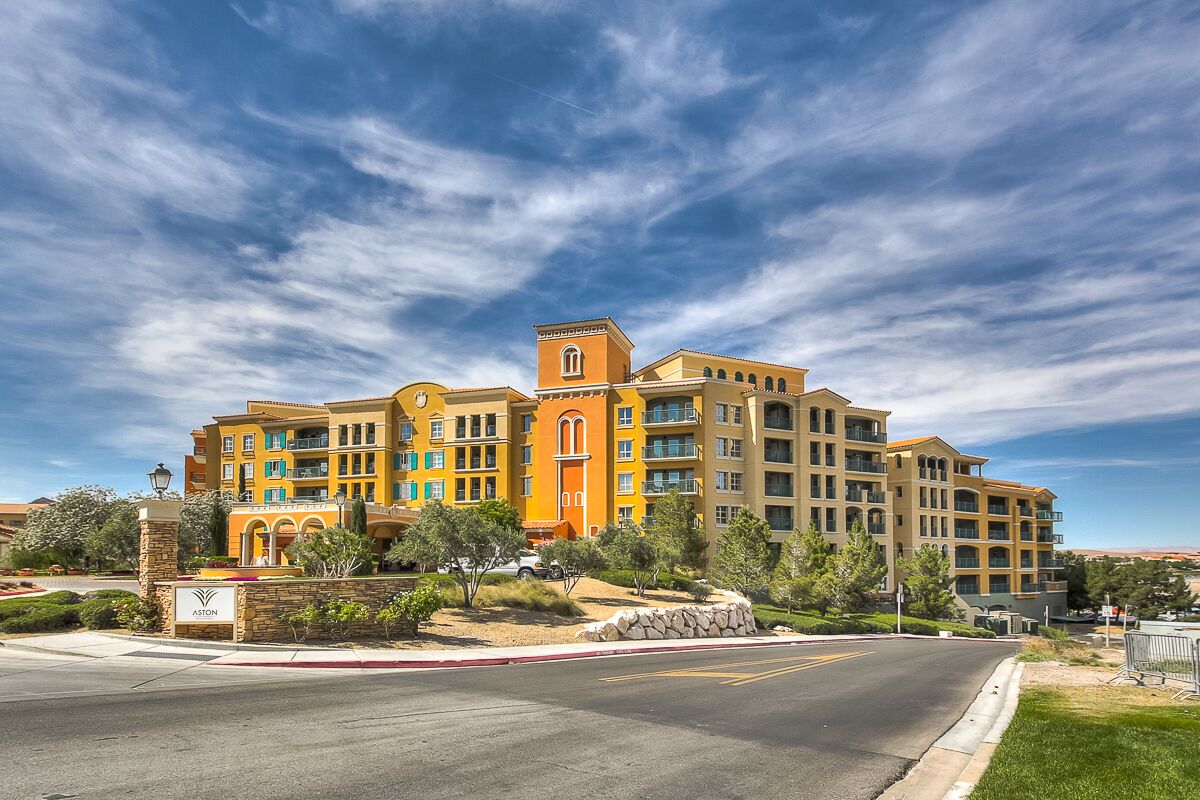 Luxury Suite Studio In Upscale Resort, Las Vegas, Lake Las Vegas