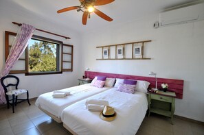 3 bedrooms, iron/ironing board, travel crib, free WiFi