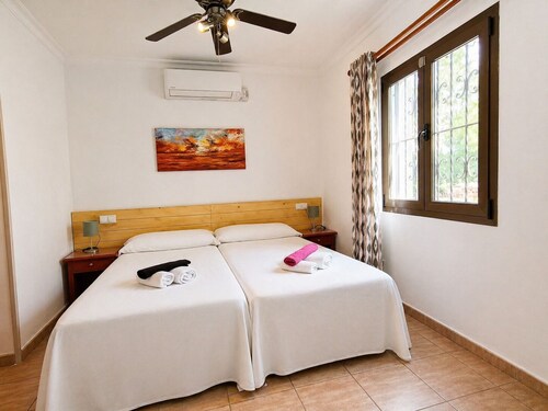 Talo 6 pax, 3 min Playa Palmasta, oma uima-allas, wifi, 8 min Palman keskustasta