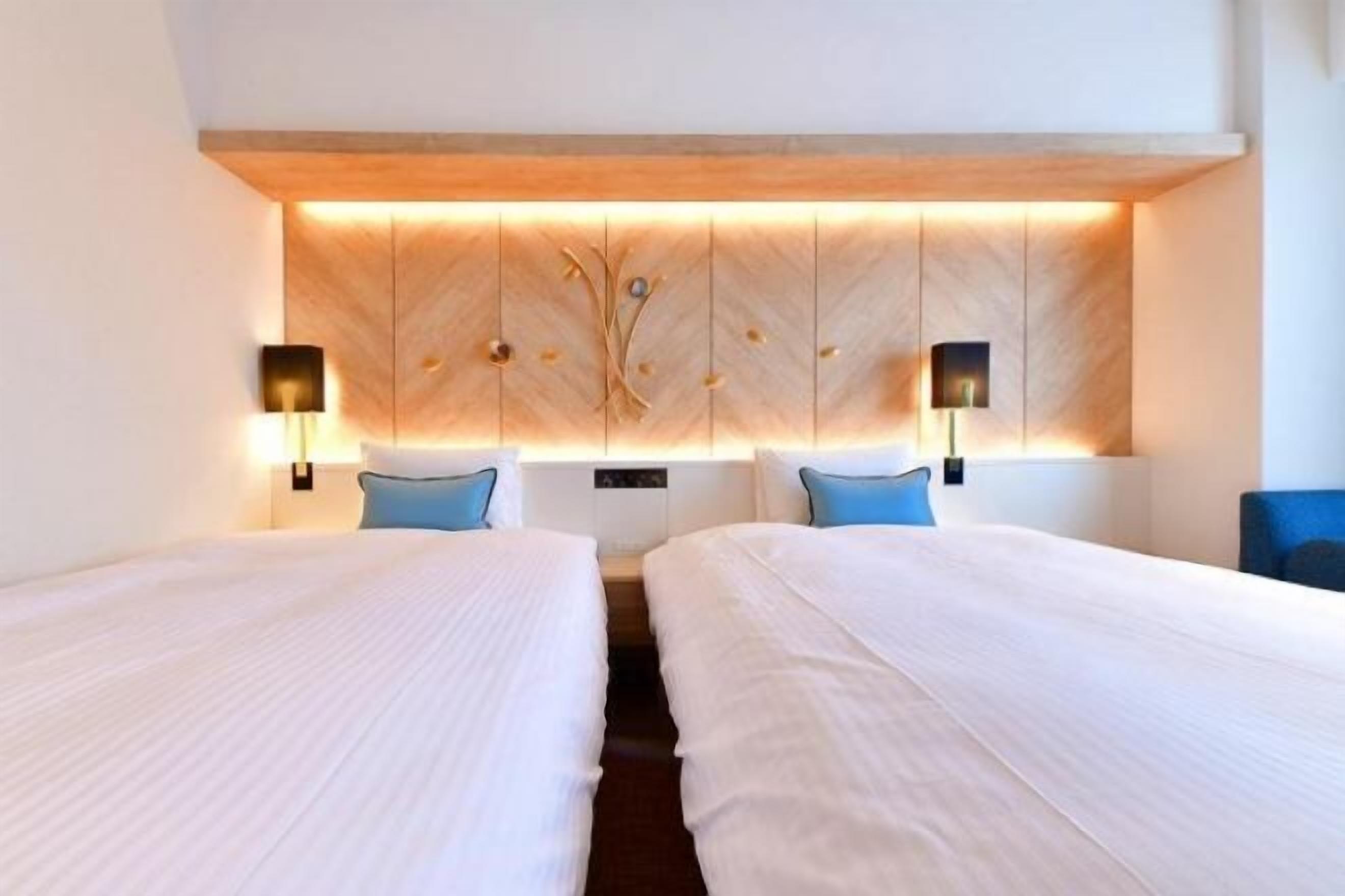 Blackout drapes, soundproofing, iron/ironing board, free WiFi