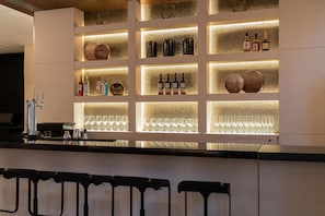 Bar (en la propiedad)