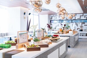 Buffet - Vessel Hotel Campana Nagoya (Nagoya)