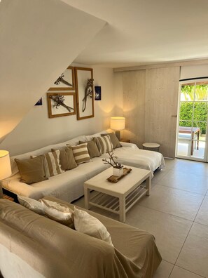 Smart TV, DVD player