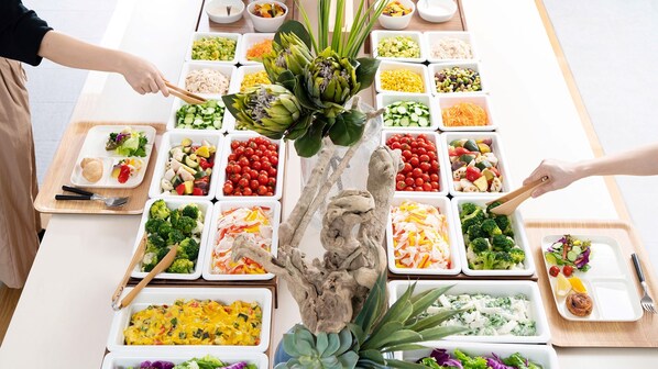 Daily buffet breakfast (JPY 1600 per person) - Vessel Inn Sakae Station (Nagoya)