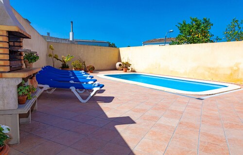 Marimar 039 fantastic house ideal for groups with pool, air conditioning, BBQ and WiFi