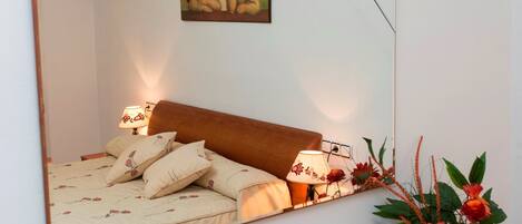 3 chambres, fer et planche Ă repasser, Wi-Fi gratuit, draps fournis