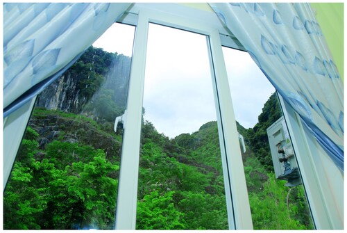 Hoan Chau Homestay - Hostel