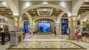 Lobby - Aegean Boutique Suites Resort Sanya (Sanya)