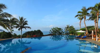Aegean Boutique Suites Resort Sanya