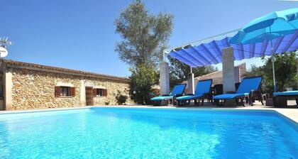 Villa privée 6 personnes, piscine, wifi, à Costitx dans le centre de l'île