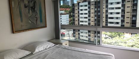 Deluxe Double Room, 2 Bedrooms, Lanai | 1 bedroom, desk, soundproofing, iron/ironing board