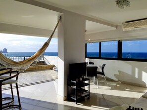 Appartement Luxe | Salle de séjour | Télévision LCD