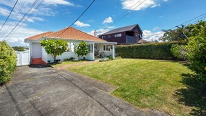 Exterior - Newly refurbished 2 bedroom in Milford (Auckland)