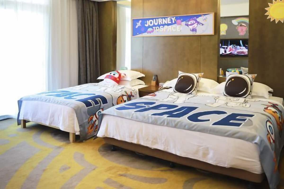 Minibar, in-room safe, blackout drapes, iron/ironing board