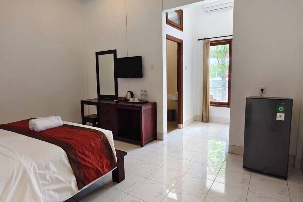 3 bedrooms, desk, free WiFi, bed sheets