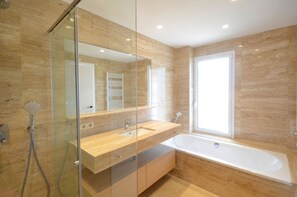 Bathroom - Holiday rental villa with swimming pool in Begur, Aiguablava (Begur)